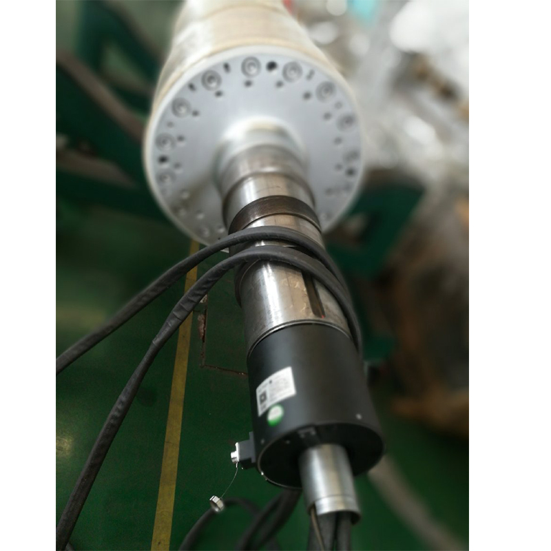 聯(lián)凈電磁感應(yīng)加熱輥集電環(huán) 聯(lián)凈電磁感應(yīng)加熱輥集電環(huán)